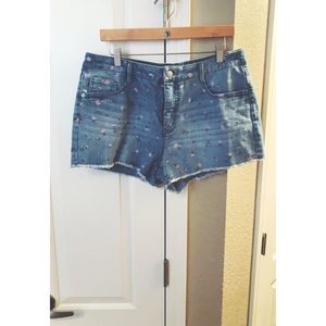 Women’s shorts
